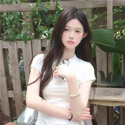 明天,我会成为谁的女友